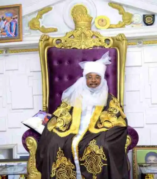 Picture Of Yoruba Oba Dressed As Emir While Sitting On Throne Causes Outrage